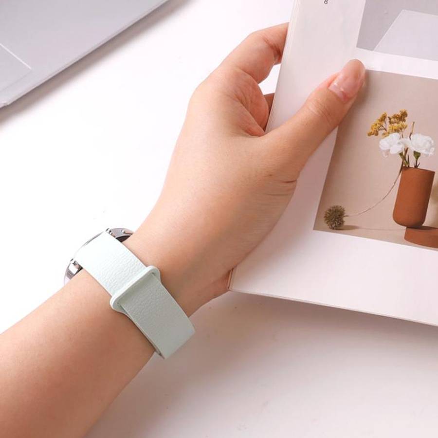 20mm Lychee Pattern Magnetic Loop Silicone Watch Band(Cloud Water Blue)