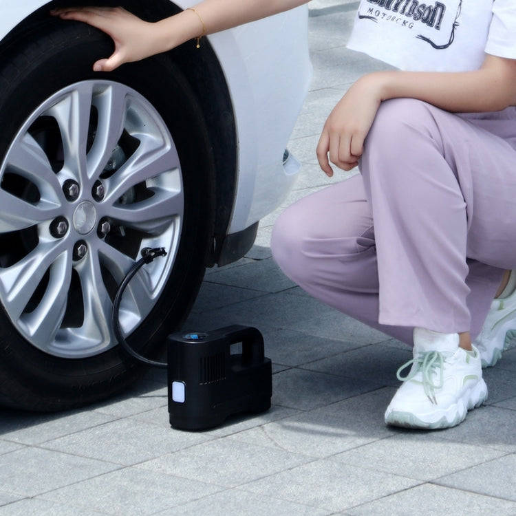 Portable Multi-Function Smart Car Inflatable Pump Electric Air Pump, Style: Wired With Light Pointer