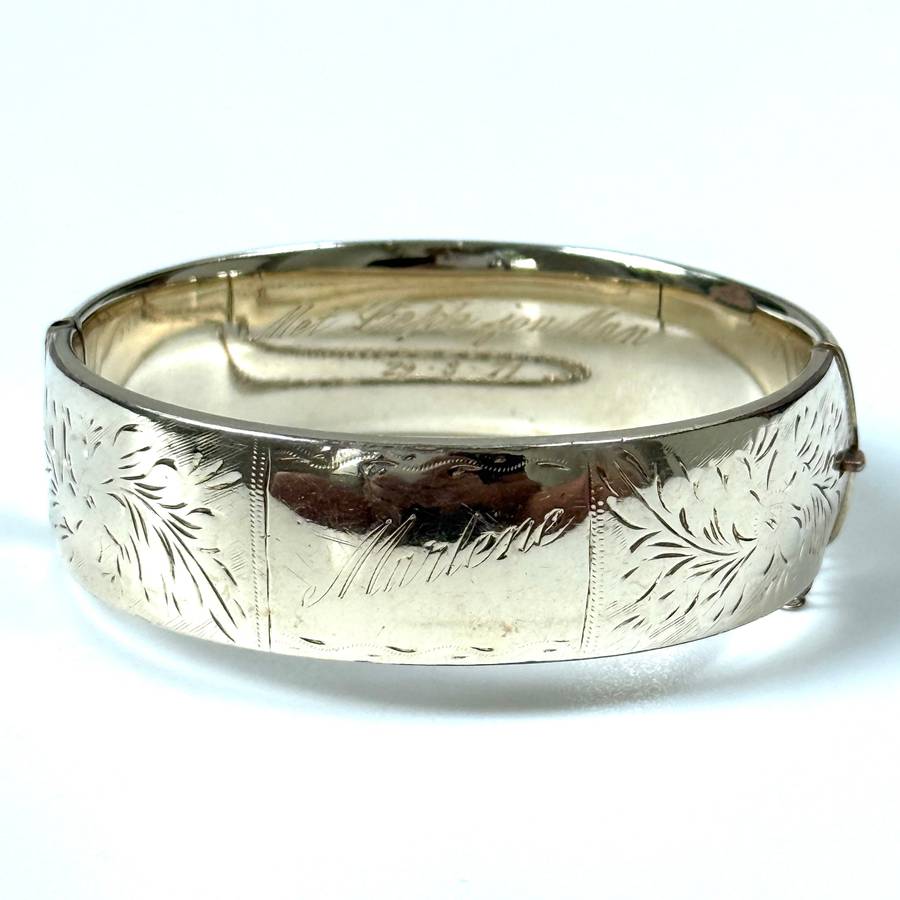 Vintage Gold Finish on Metal Core Marlene Hinged Bracelet