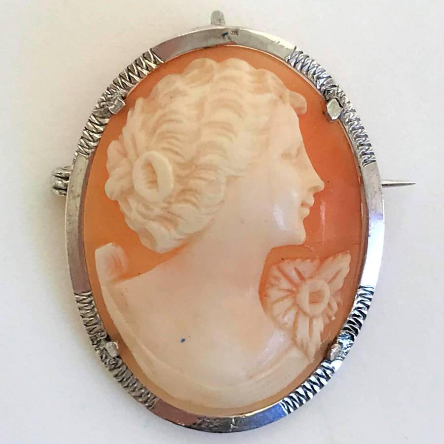 Silver Shell Cameo Pendant Brooch