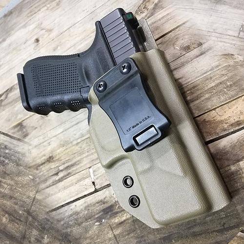 IWB Kydex Holster - Left Handed / Smith & Wesson Shield / Black