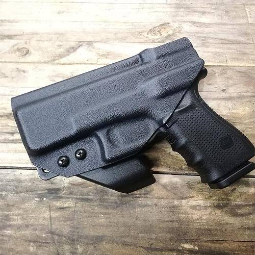 IWB Kydex Holster - Left Handed / Smith & Wesson Shield / Black