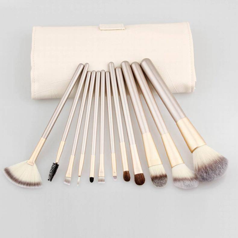 12 Piece Champagne Gold Makeup Brushes Set