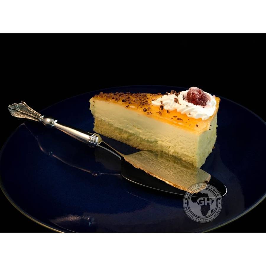 Cake Server - Usiba Lwe Nyoni Collection - Diana Carmichael