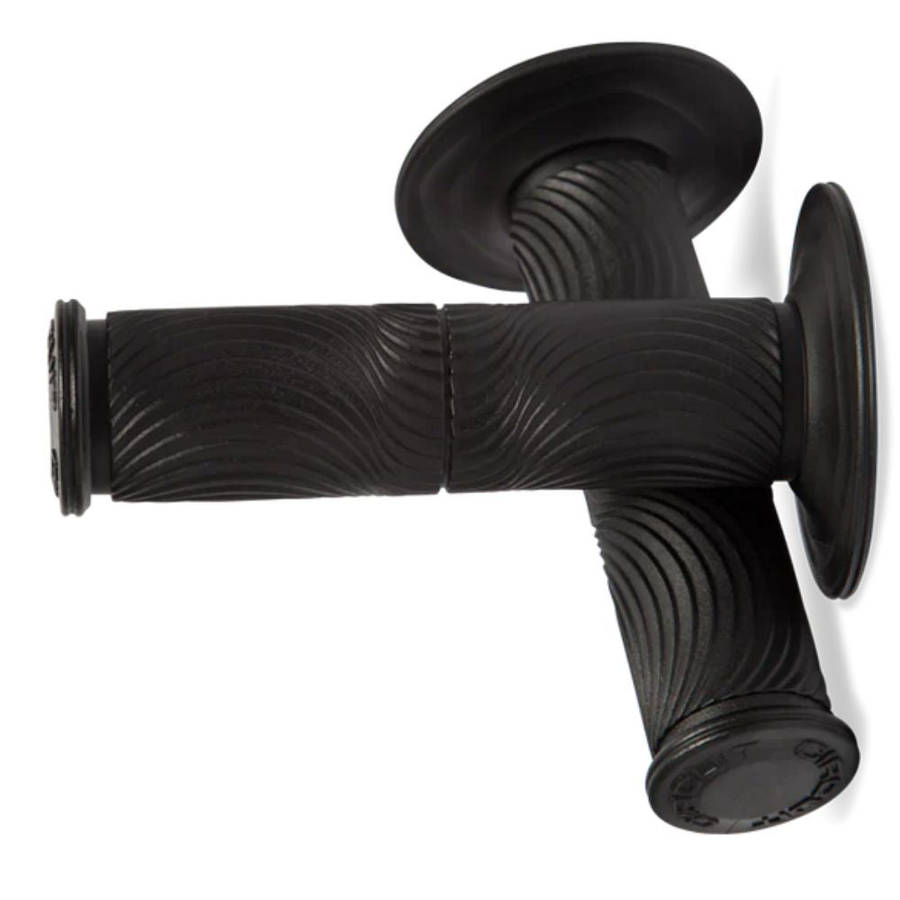 Circuit Equipment Cobra II Black Grips