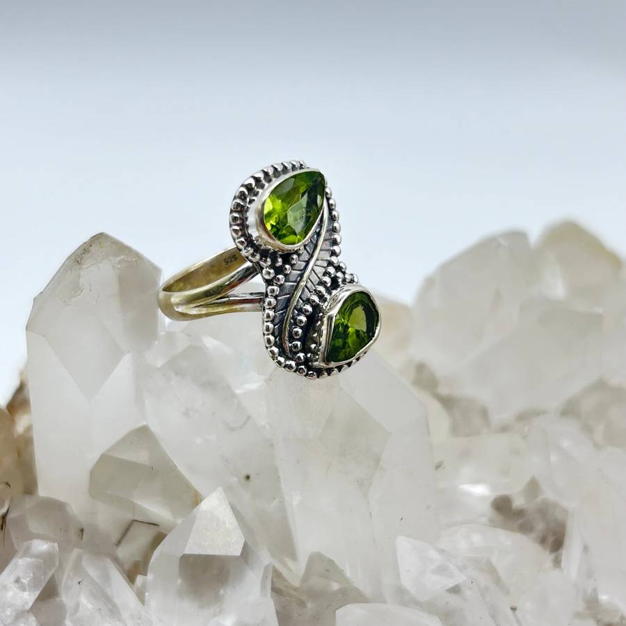 Peridot Faceted Crystal Sterling Silver Ring