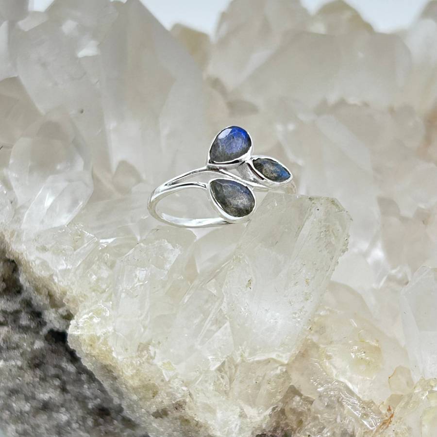 3 Leaf Sterling Silver Labradorite Crystal Sterling Silver Ring