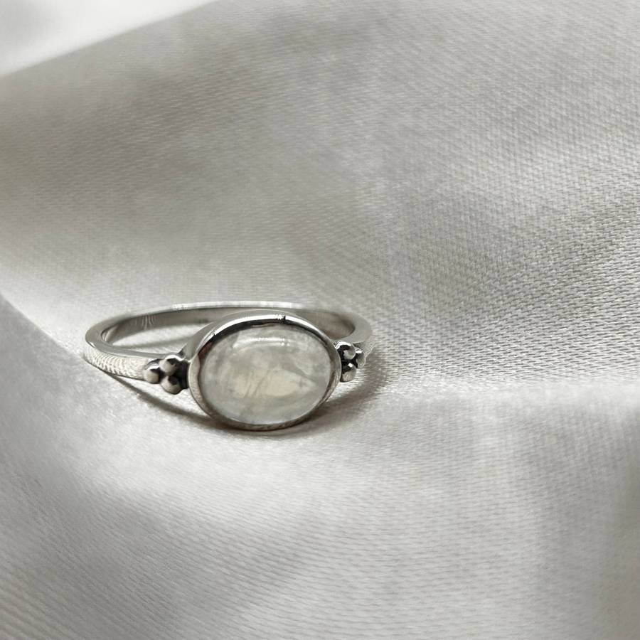 Sterling Silver Moonstone Ring