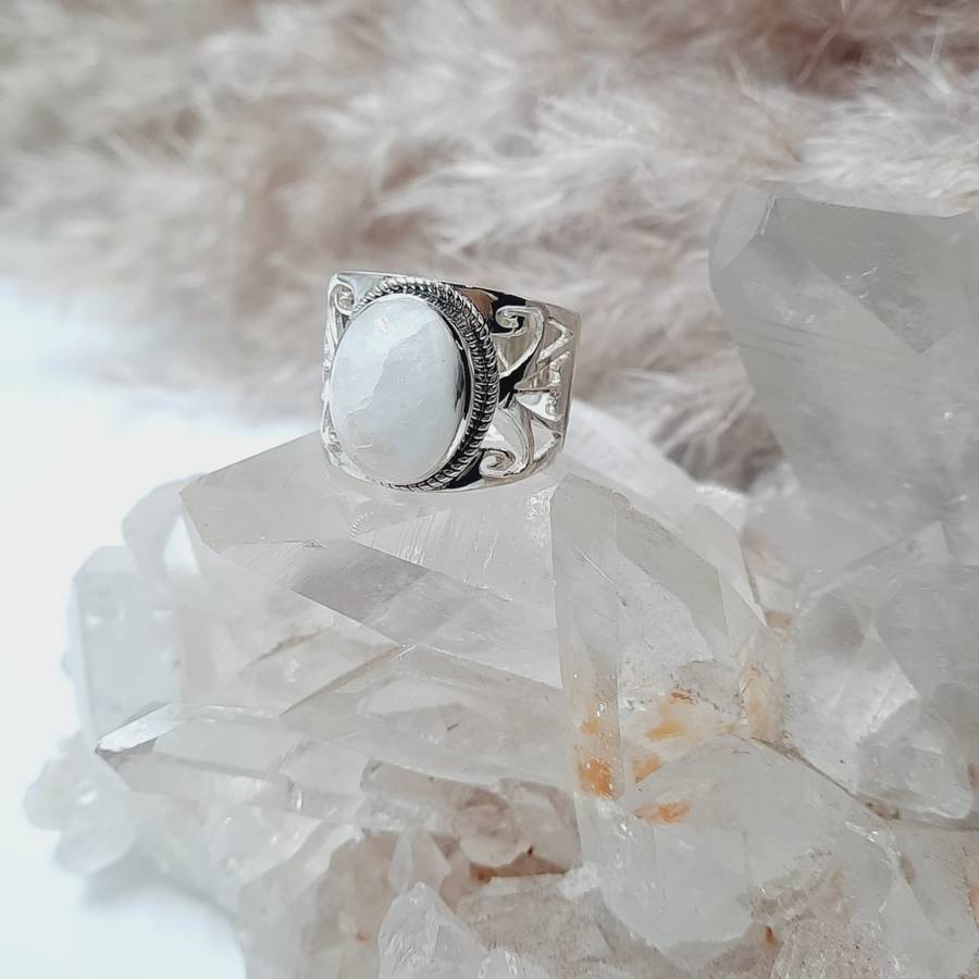 Sterling Silver Moonstone Crystal Ring