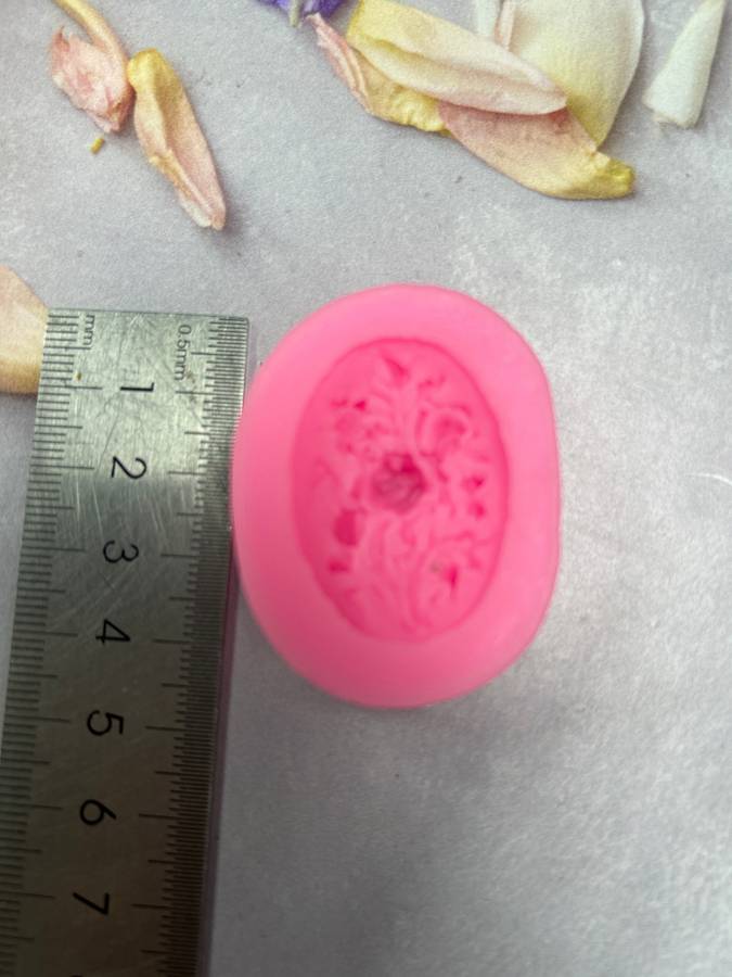 PRE LOVED Silicone Mould Brooch
