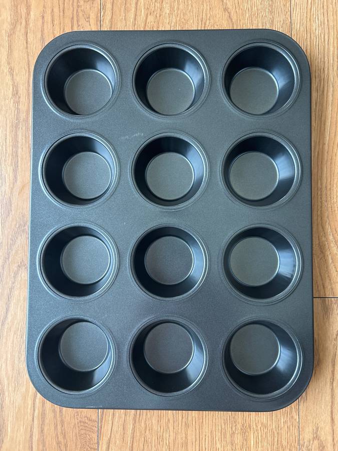 Black Cupcake Pan