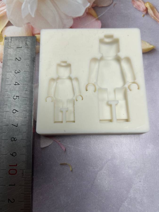 PRE LOVED Silicone Mould Lego