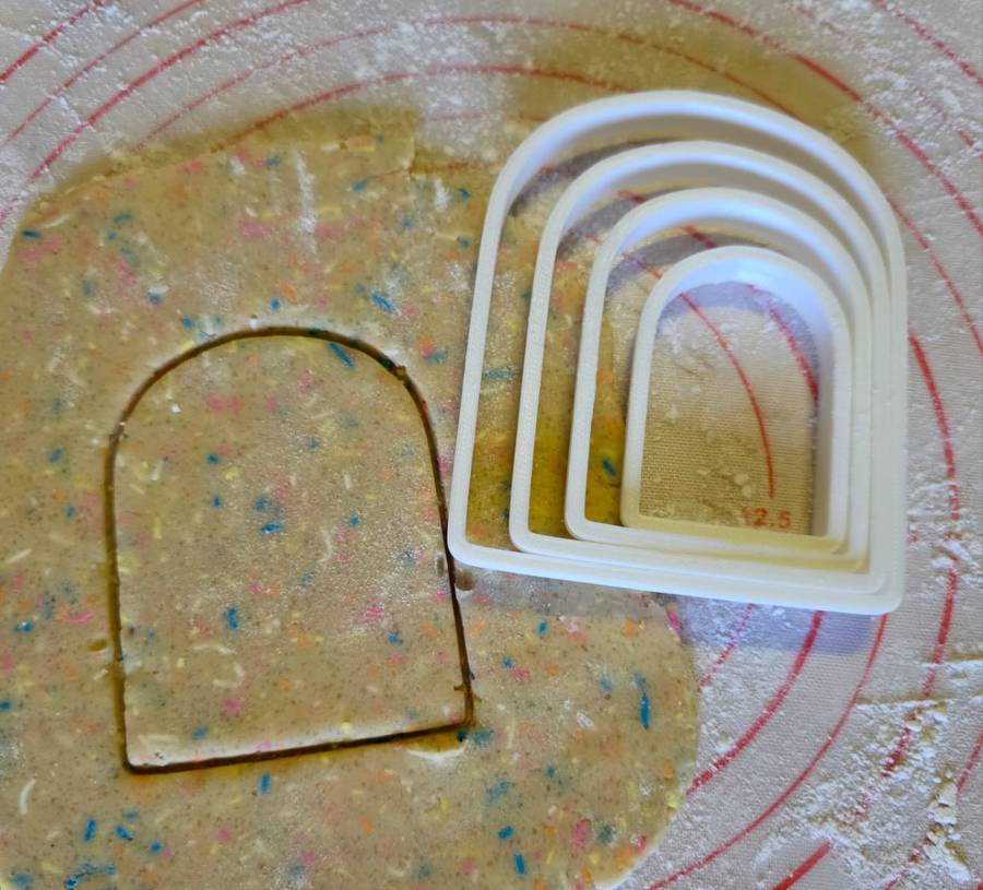 1521 Plastic Cookie Cutter Arch Set