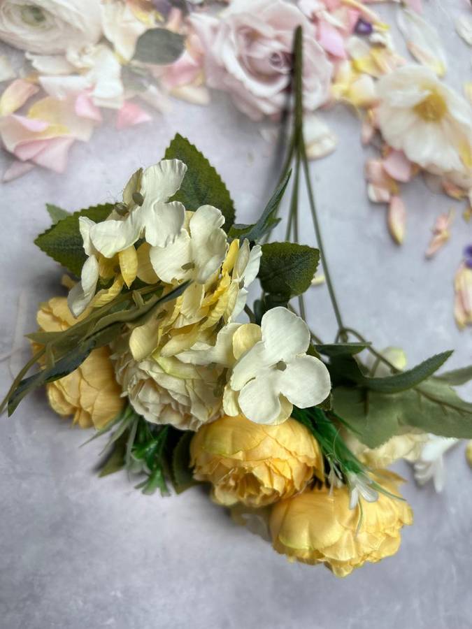 97806240 Artificial Flower