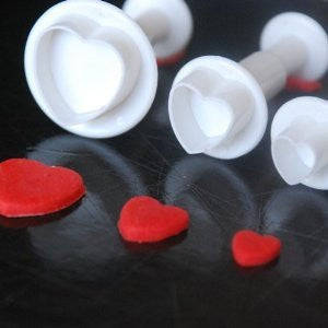Tiny Heart Fondant Plunger Cutter 4pc
