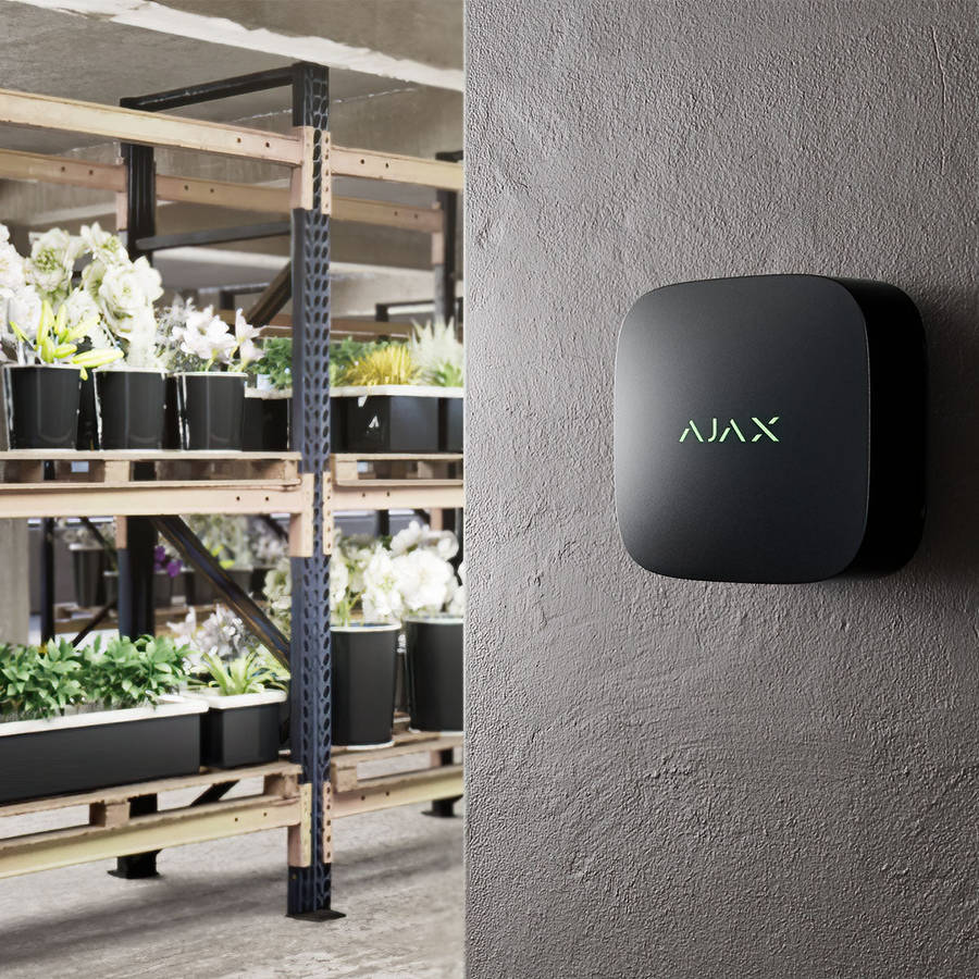 Ajax LifeQuality Black