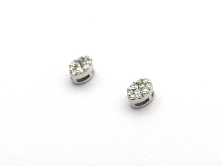 18K gold diamond cluster earrings.