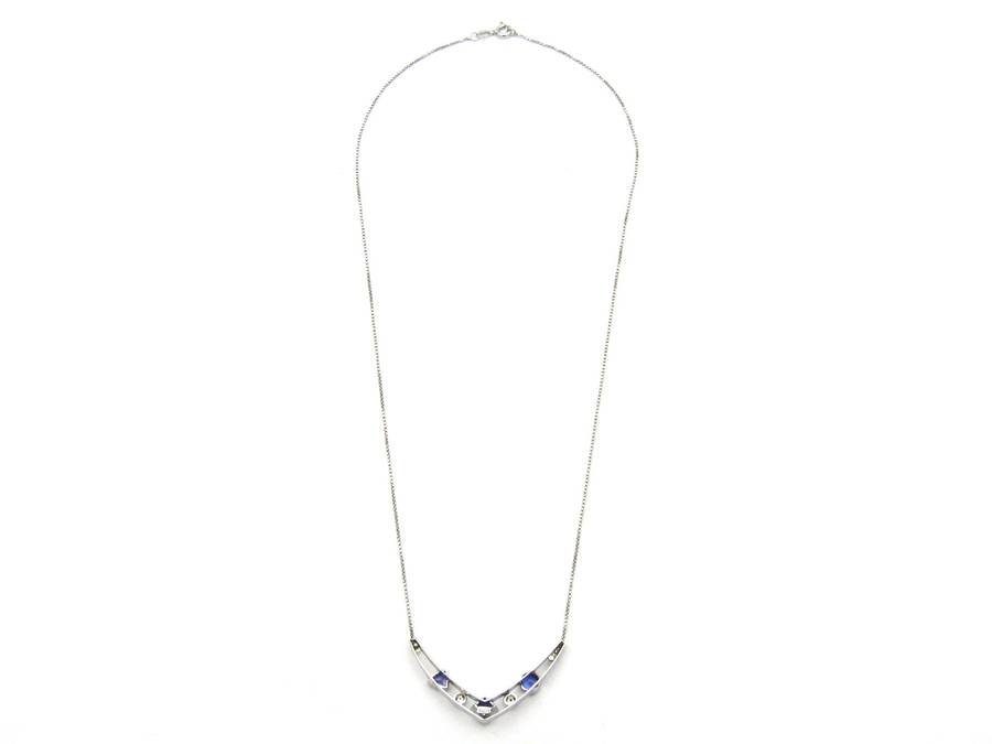 18K gold tanzanite and diamond necklace.