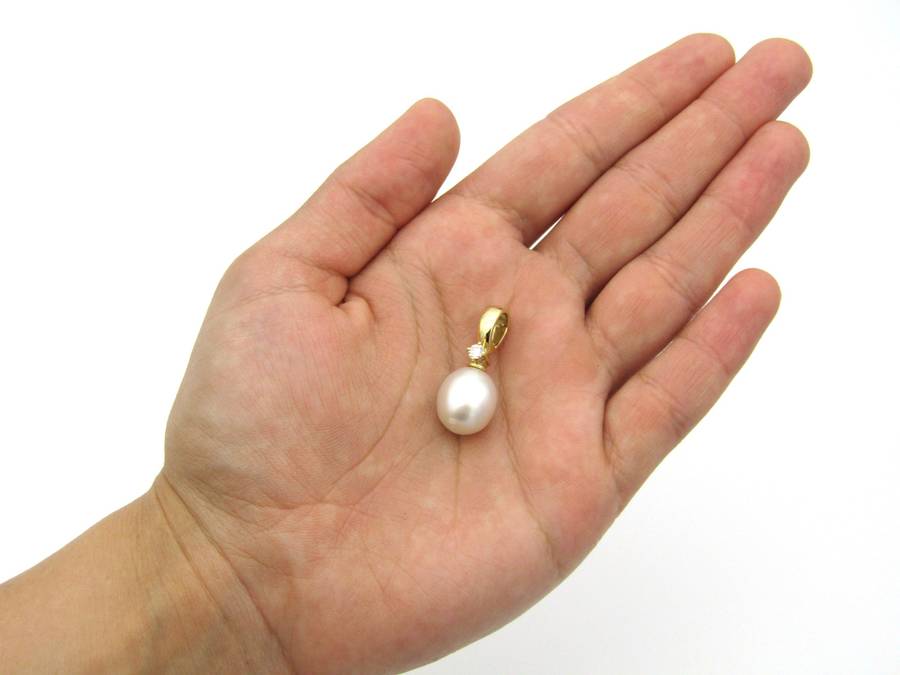 14K gold South Sea pearl and diamond enhancer/pendant.