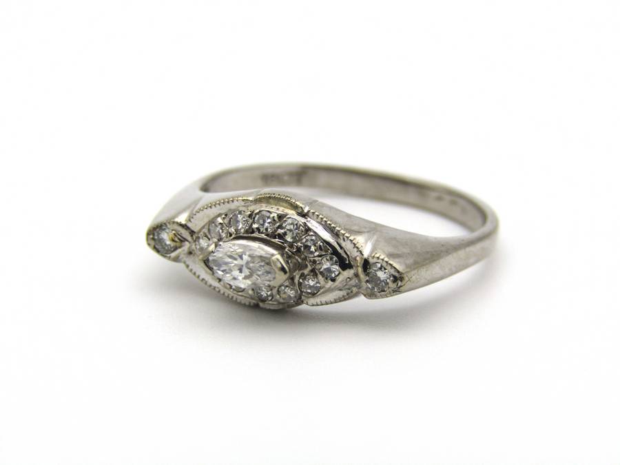 18kt gold diamond ring.