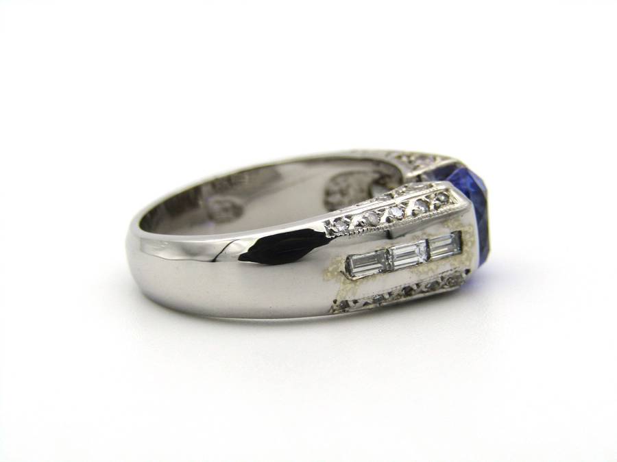 9K gold tanzanite and diamond ring.