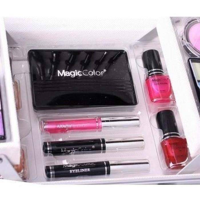 Make Up Kit with Carry Case