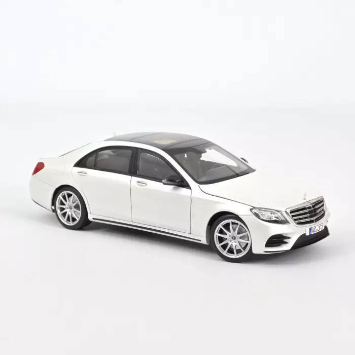 Mercedes-Benz S-Class AMG-Line 2018 - White metallic 1:18, DIECAST CAR, COLLECTABLE CAR.