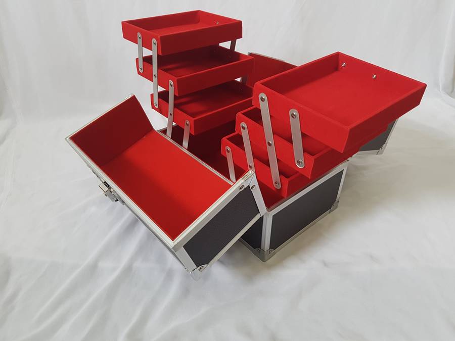 Vanity Case Black L1