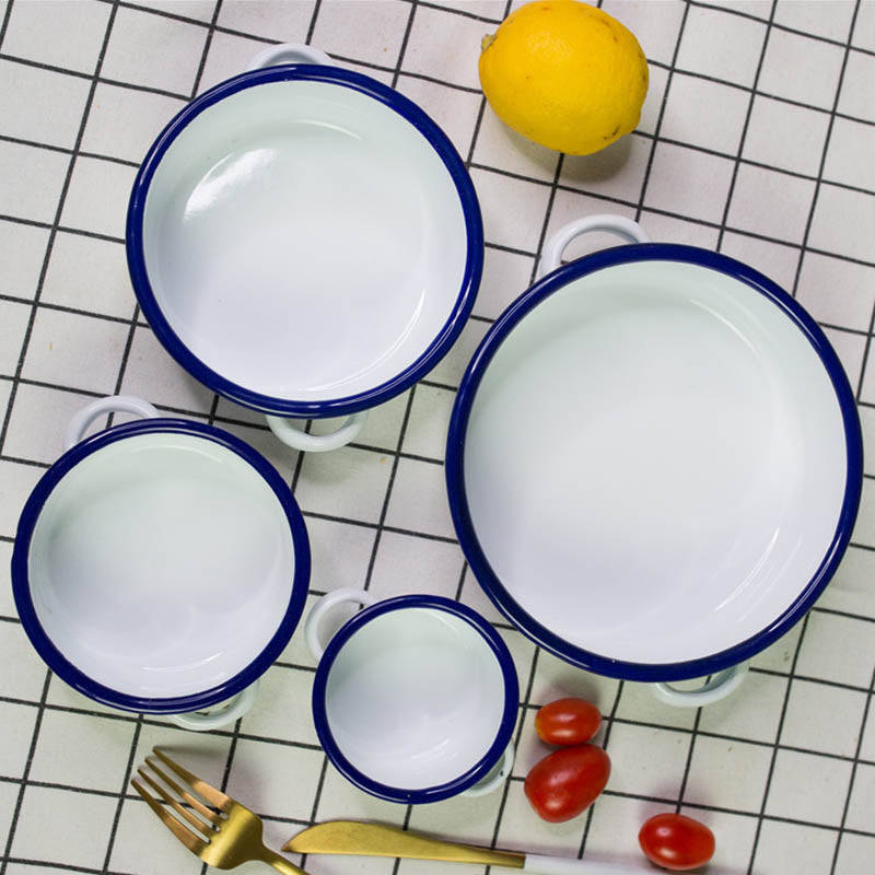 Agate Premier Quality Enamel Mini Casserole with Handles