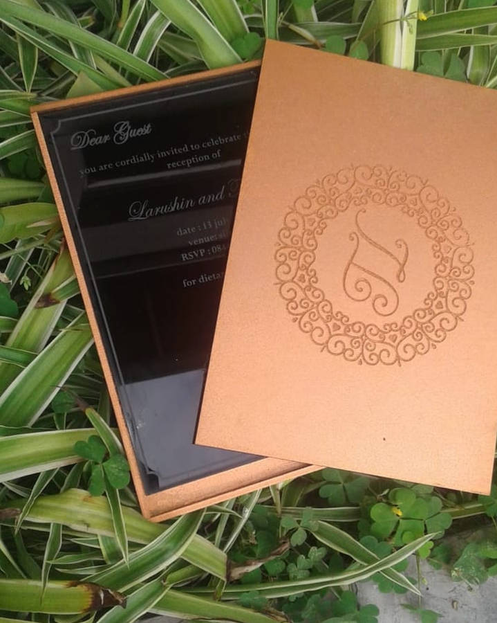 Acrylic Card With Wooden Box - Clear / Rose Gold