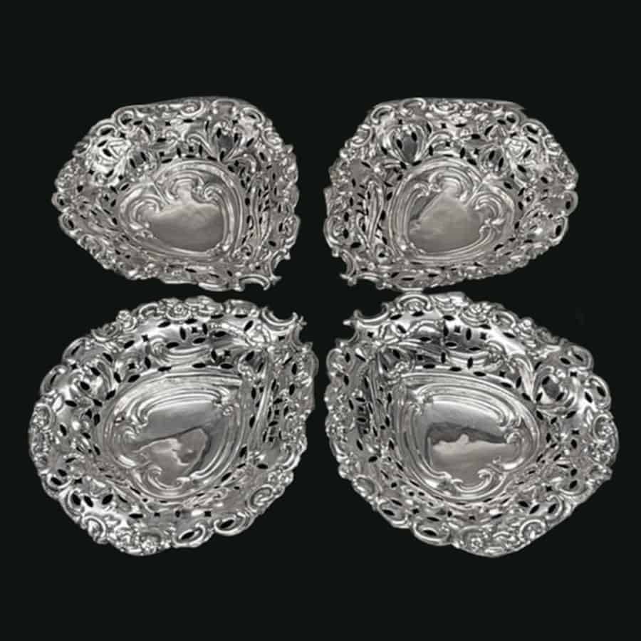 Hallmarked  Silver Heart Shaped Bon Bons 1899