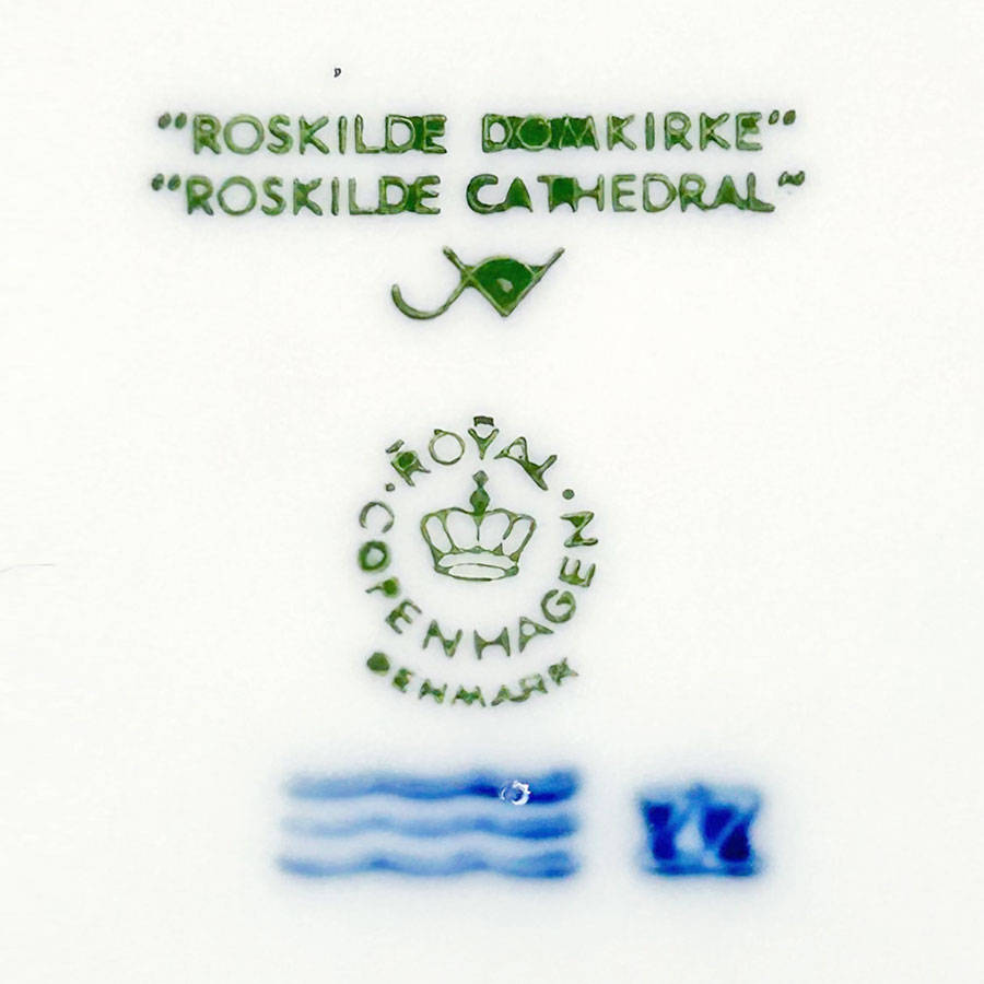 Royal Copenhagen Roskilde Cathedral Christmas Plate 1997
