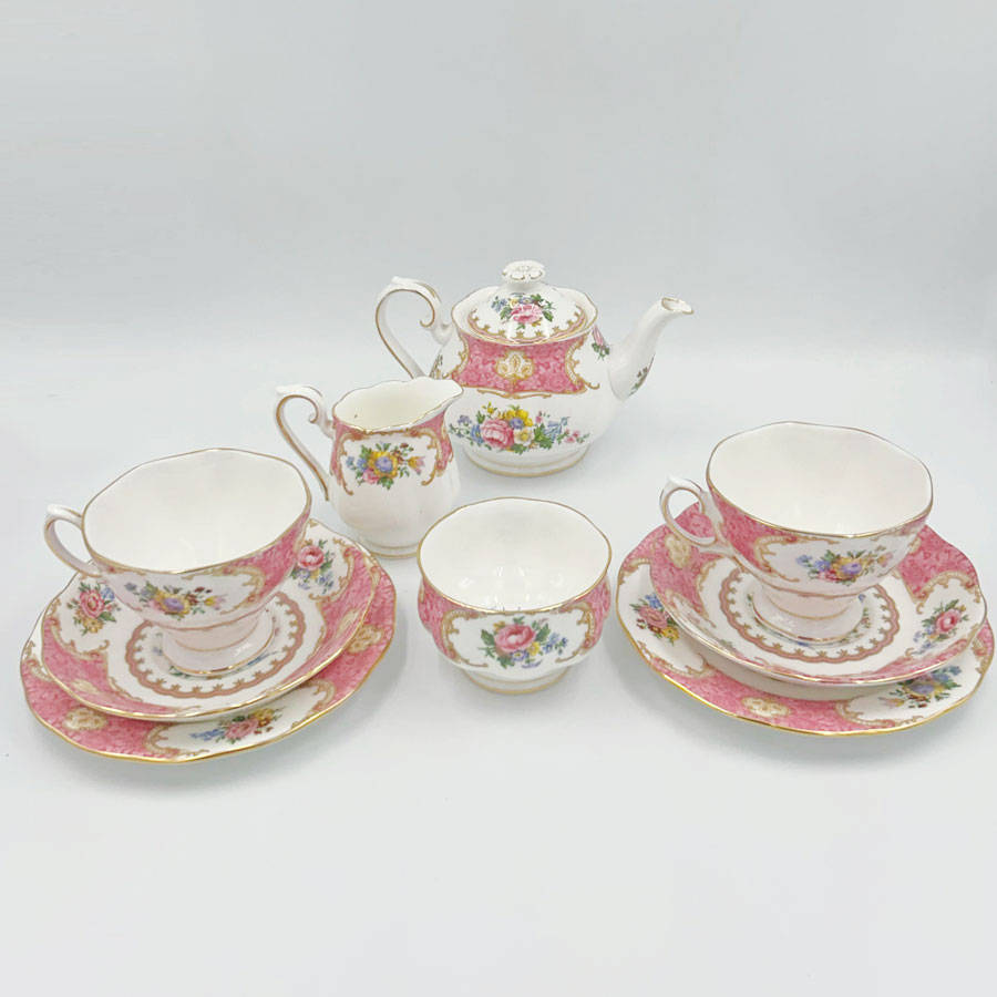 Royal Albert Lady Carlyle Bachelor Tea Service Tea For Two
