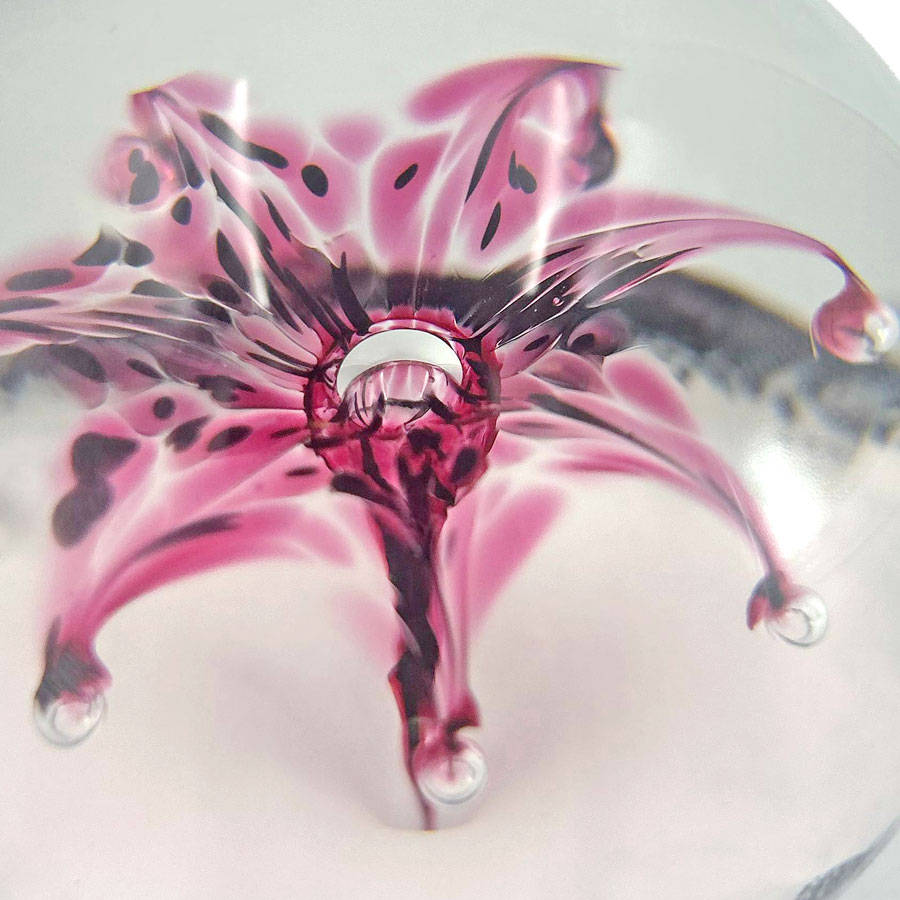 Selkirk Scotland Firecracker Art Glass Paperweight 1997