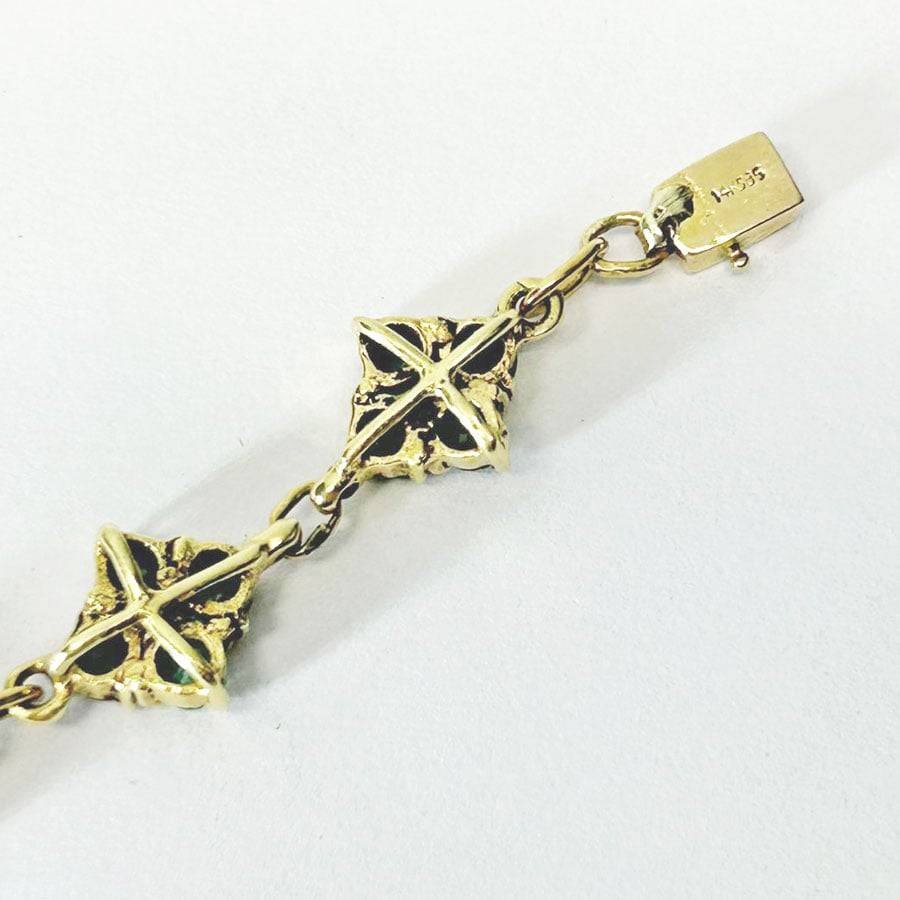 14Ct Gold Bracelet Set With 44 Claw Set Emeralds