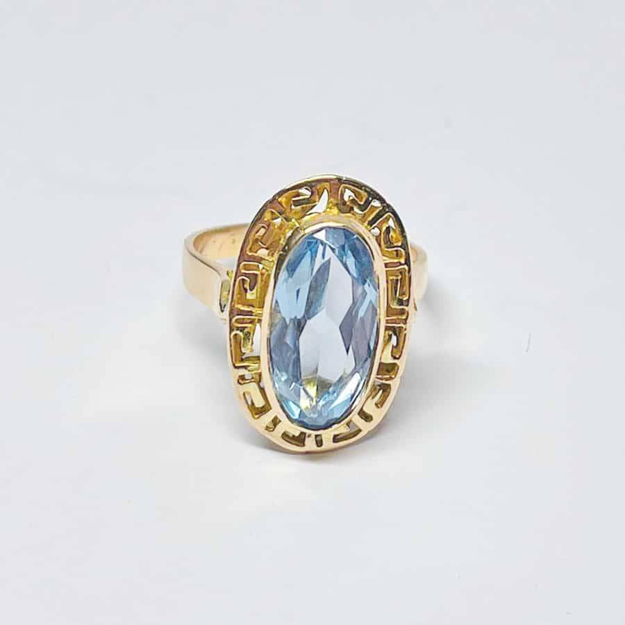 18ct Gold Spinel Dress Ring