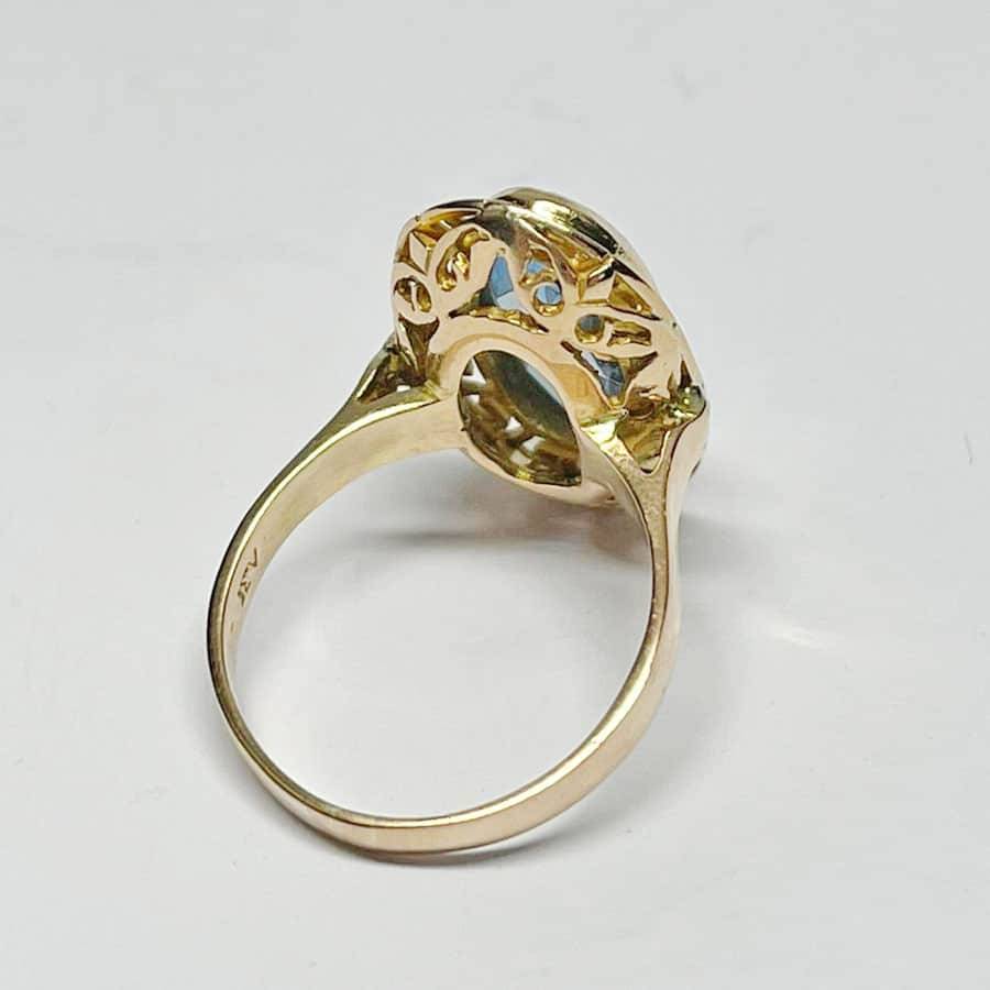 18ct Gold Spinel Dress Ring