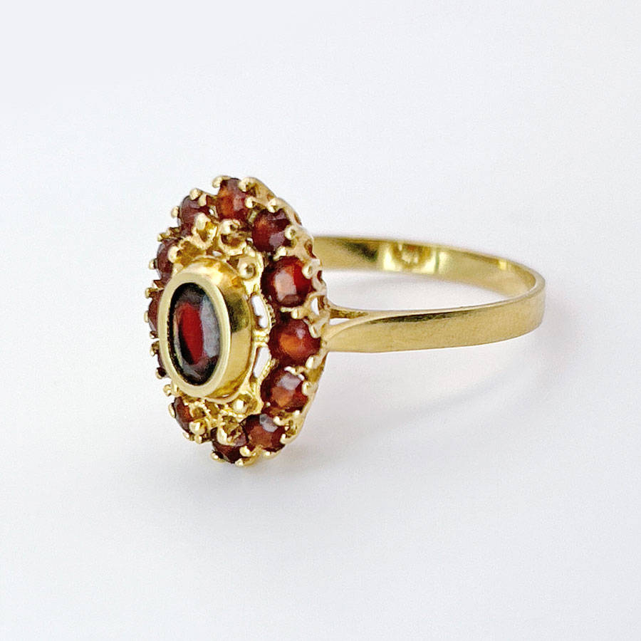18ct Victorian Garnet Dress Ring