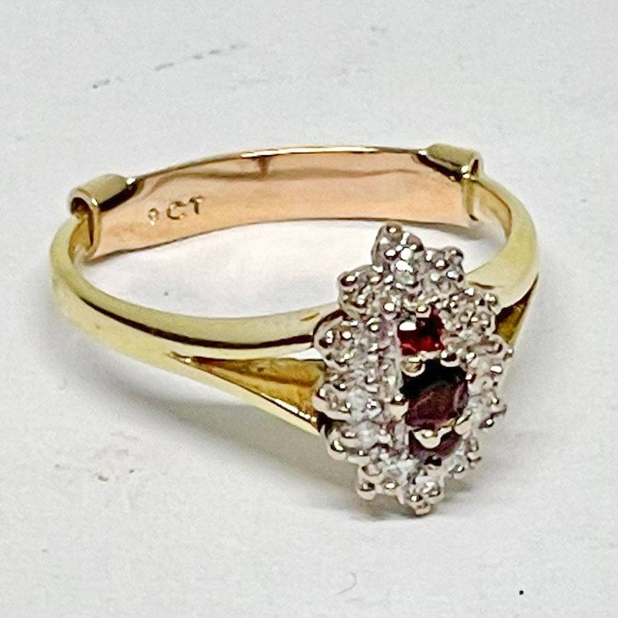 18ct Garnet and Diamond Ring