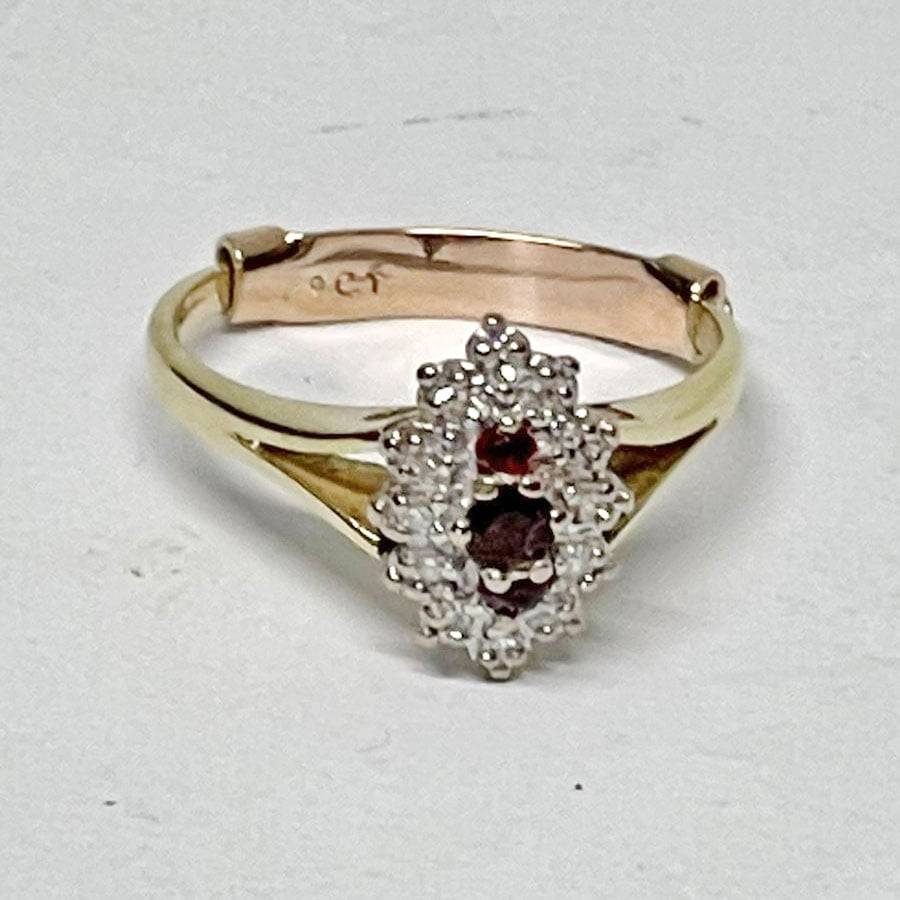 18ct Garnet and Diamond Ring