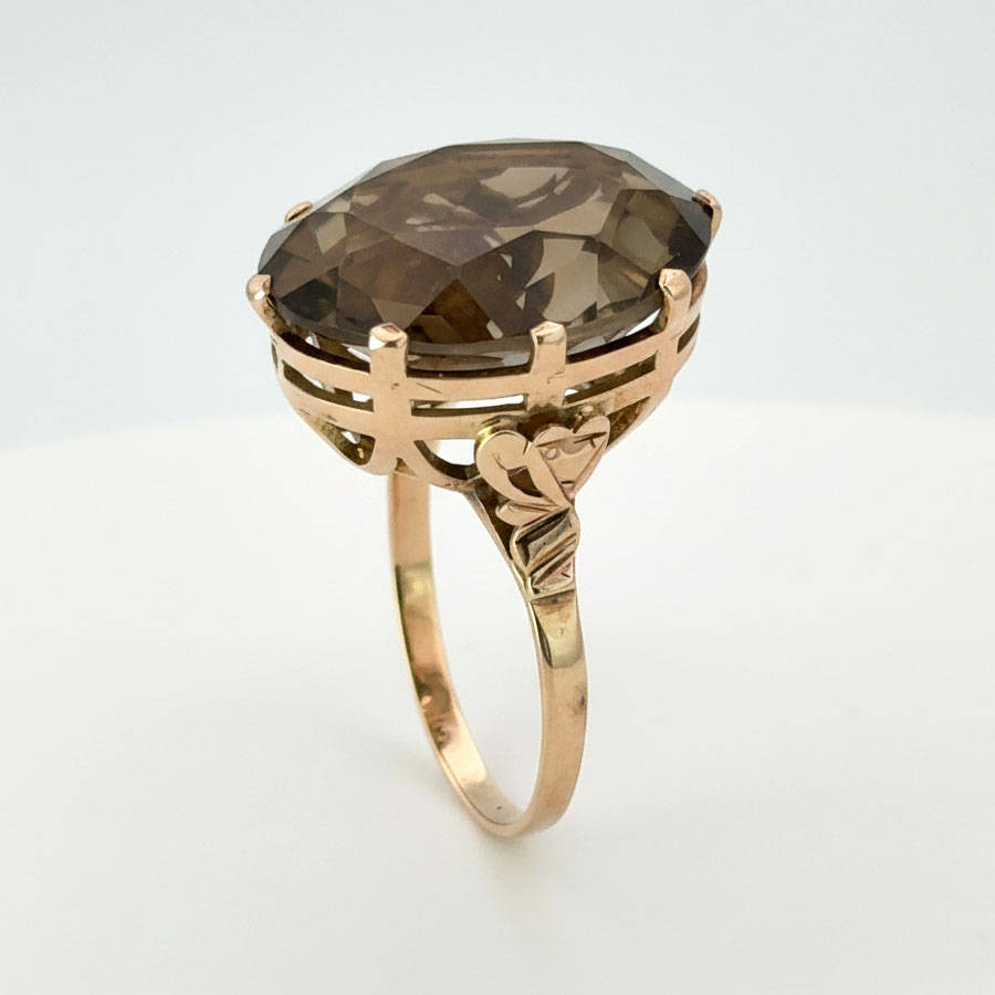 9ct Gold Topaz Cocktail Dress Ring