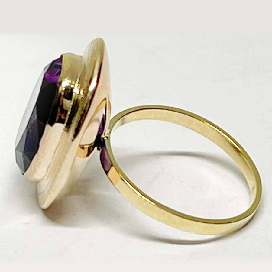 14ct Gold Amethyst Ring