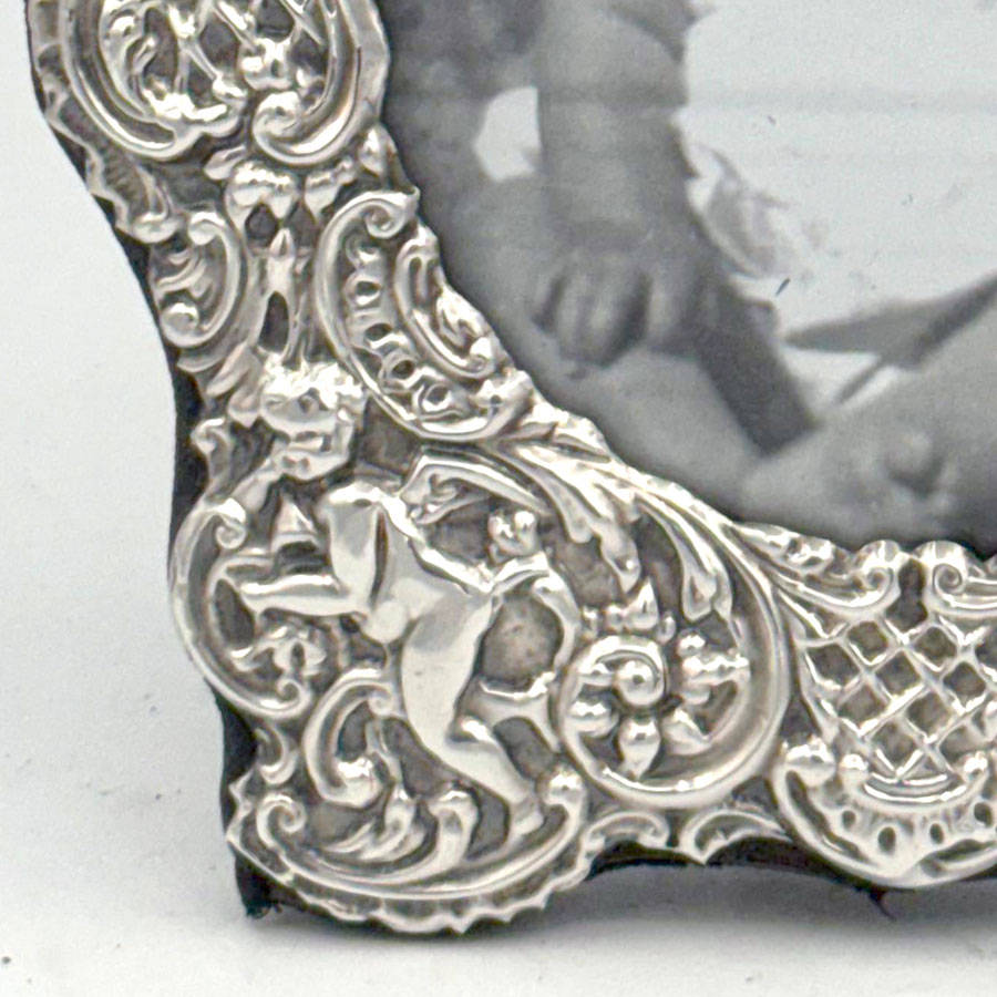 Hallmarked Victorian Style Silver Picture Frame London 1986