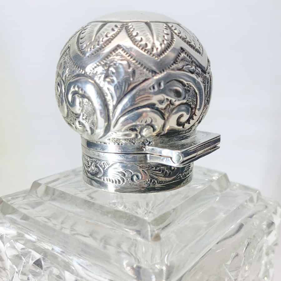 Hallmarked Silver Square Cut Glass Perfume Bottle Chester 1905