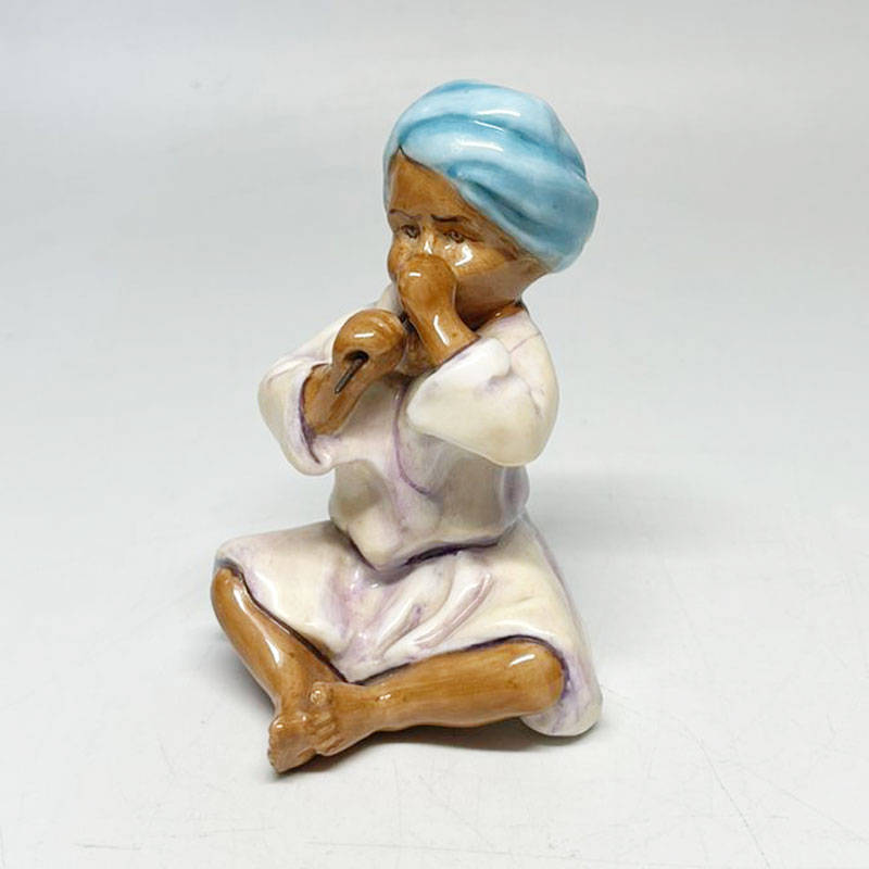 India Royal Worcester Children Of The Nations 3071