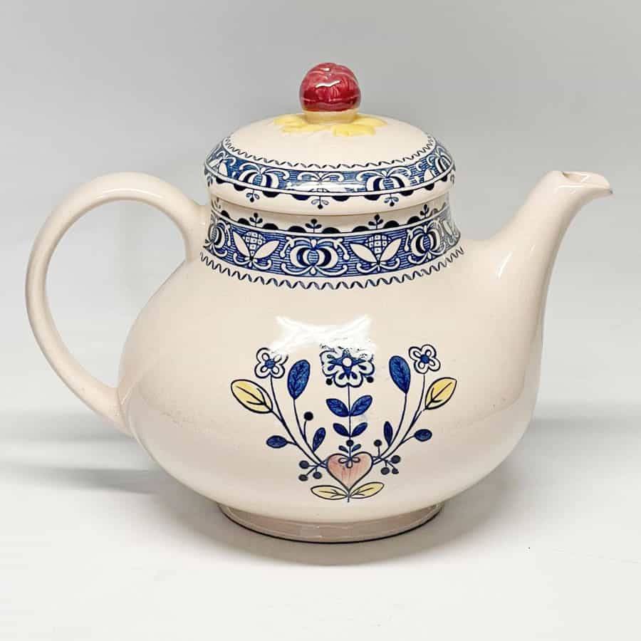 Johnson Brothers Hearts and Flowers Tea Pot
