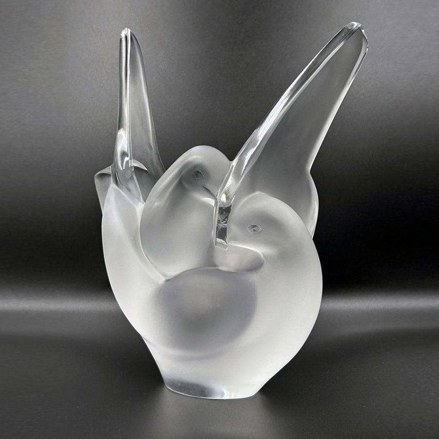 Lalique Opalencent Glass Entwinded Doves Sylvie Vase