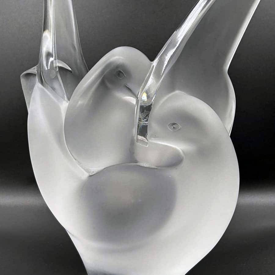 Lalique Opalencent Glass Entwinded Doves Sylvie Vase