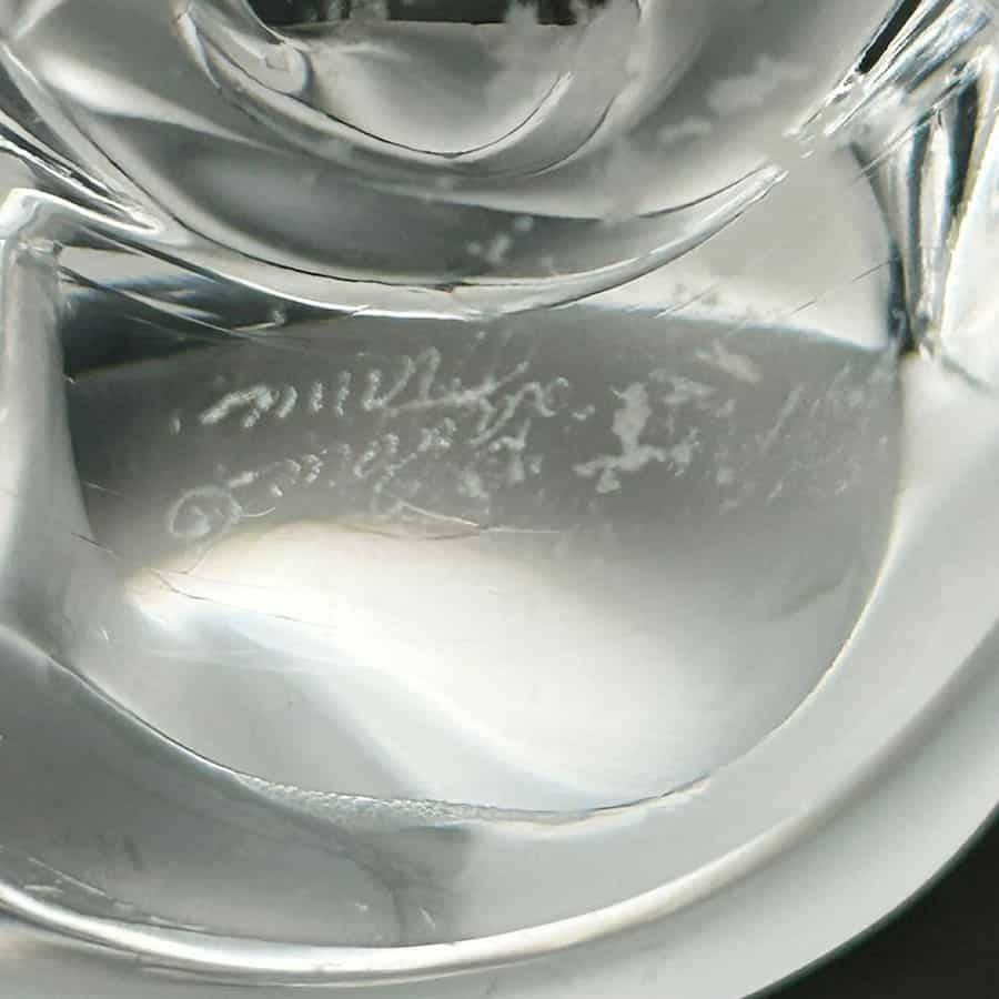 Lalique Opalencent Glass Entwinded Doves Sylvie Vase