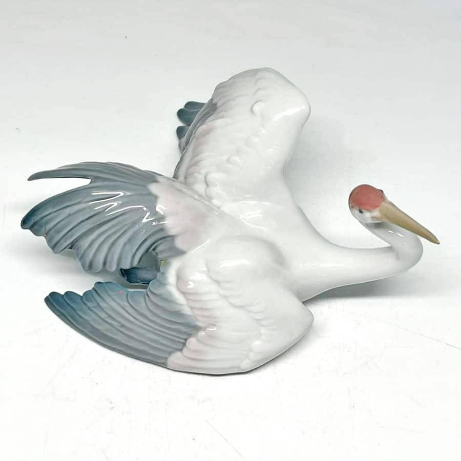 Lladro Fluttering Crane 1598